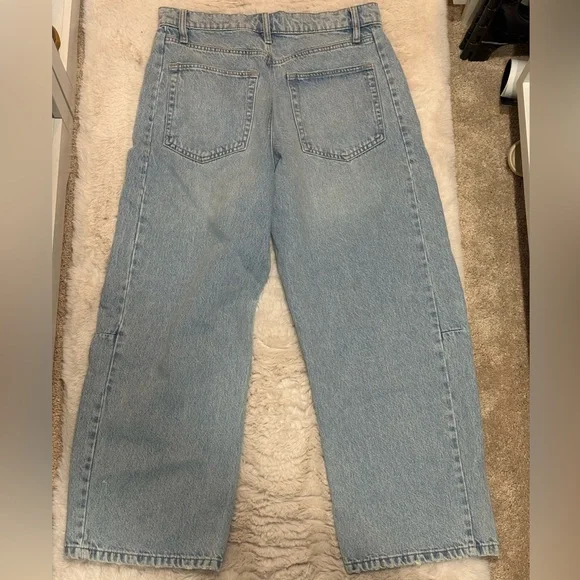 Forever 21 Barrel Light Blue Jean - Picture 2 of 3